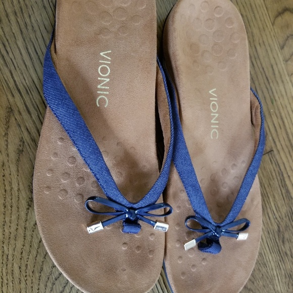 vionic denim sandals